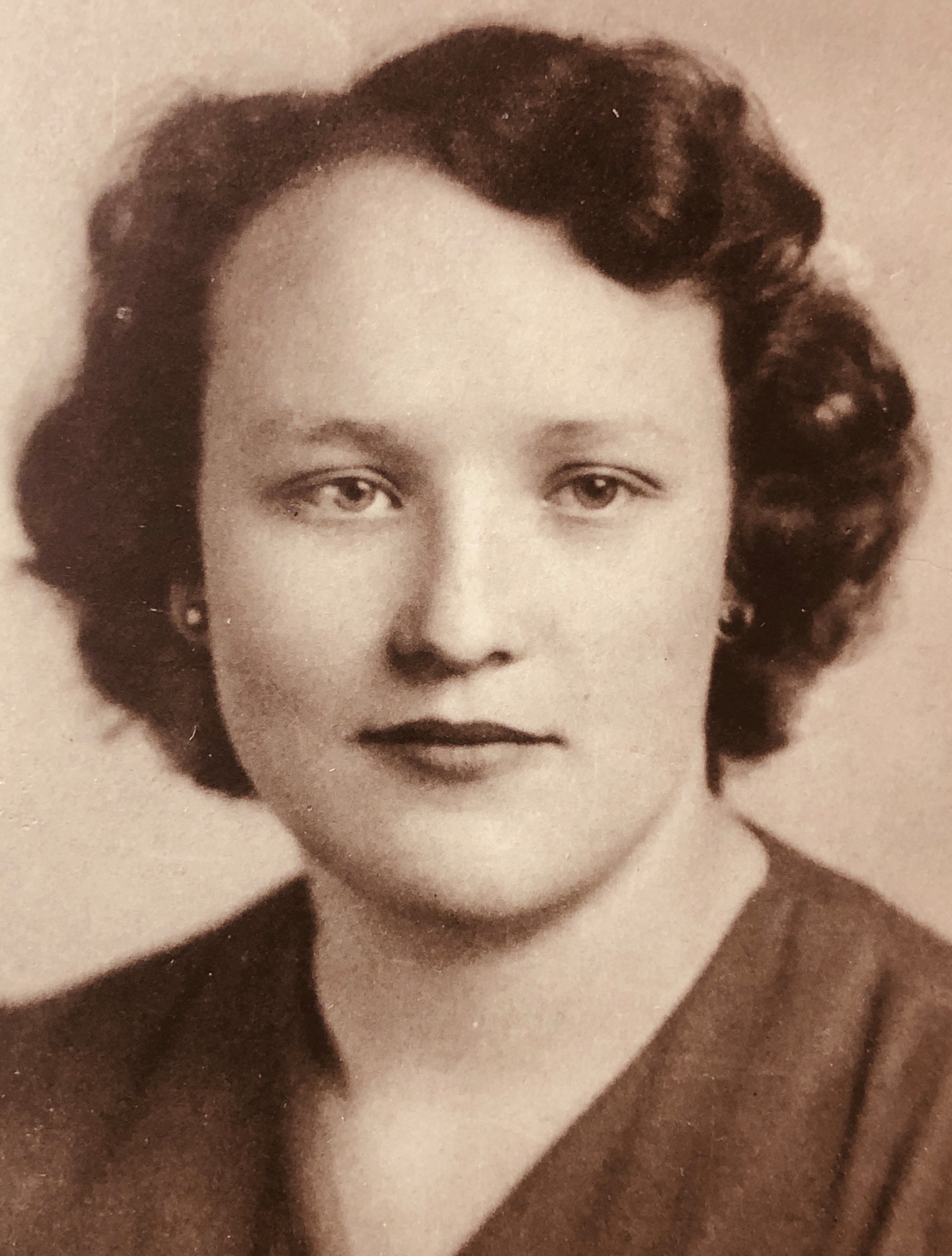 Beulah Burton (1922 - 1986) Profile